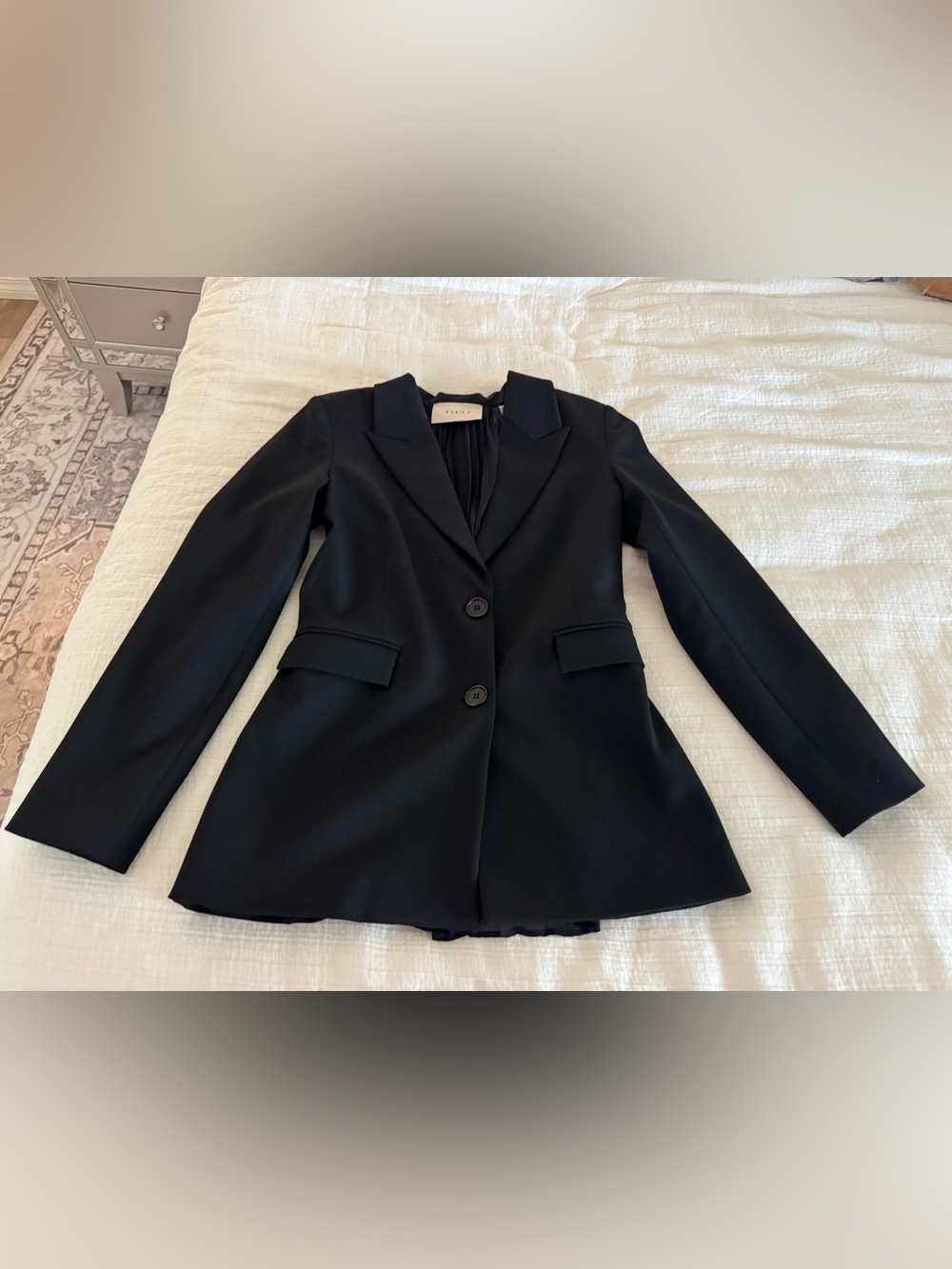 THEO Aphrodite Black Zip-Pleated Back Blazer Jacket Size Small